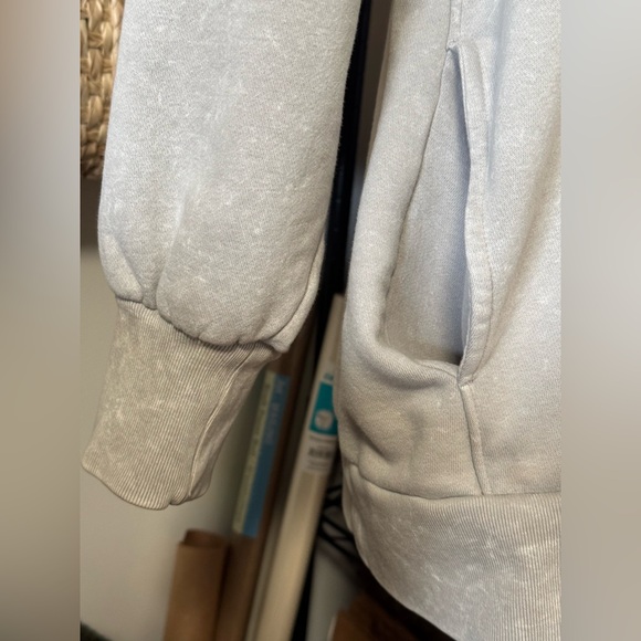 GAP 🩶 sweater / hoodie size L - Picture 3 of 5